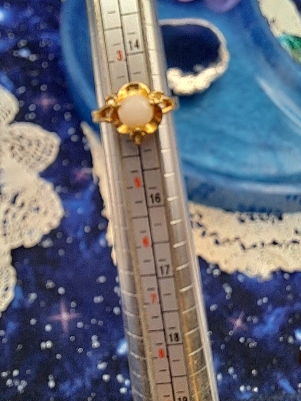 Majestic 18K HGE White Stone Bypass Ring - Picture 5 of 5